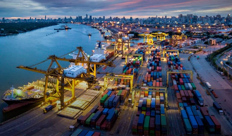 KEEPING YOUR PRODUCTS MOVING.CREATING SUPPLY CHAIN PARTNERSHIPS.

EXPLORE +